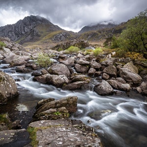 Montanha, Impressão digital, Tryfan, impressão de belas artes, paisagem, montanhas galesas, arte de parede, decoração de casa, giclée, rio, Snowdonia