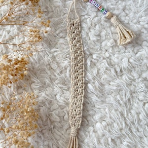 Handmade Macrame Bookmark with Tassels – Personalized Gift for Book Lovers
