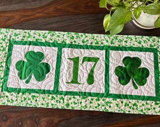 Runner Da Tavola In Tessuto Per San Patrizio – Decorazione Elegante Per Matrimoni, Compleanni E Buffet (13x70 Cm, Stampa Leopardata)
