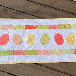 Easter Egg Applique Table Runner Pattern – Quilted Spring Decor (PDF ...