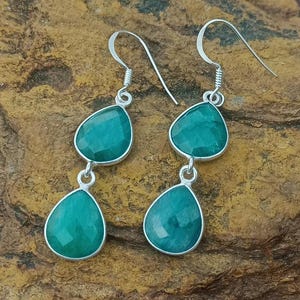 Natural Emerald  Earrings/925 Solid Sterling Silver Earrings/Natural Emerald Silver Earrings/Handmade Earrings/Gift For Her Earrings