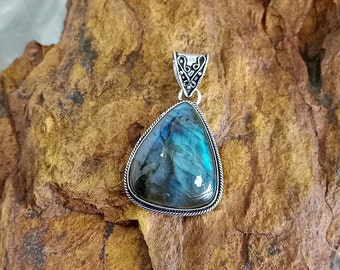 Natural Labradorite Gemstone Pendant,925 Sterling Silver Pendant,Pear Gemstone Pendant, Gemstone Alloy Silver Pendant, Gift For Her