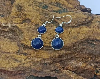 手作りのラピスラズリ入りスターリングシルバーイヤリング：2石デザイン、母の日ギフト