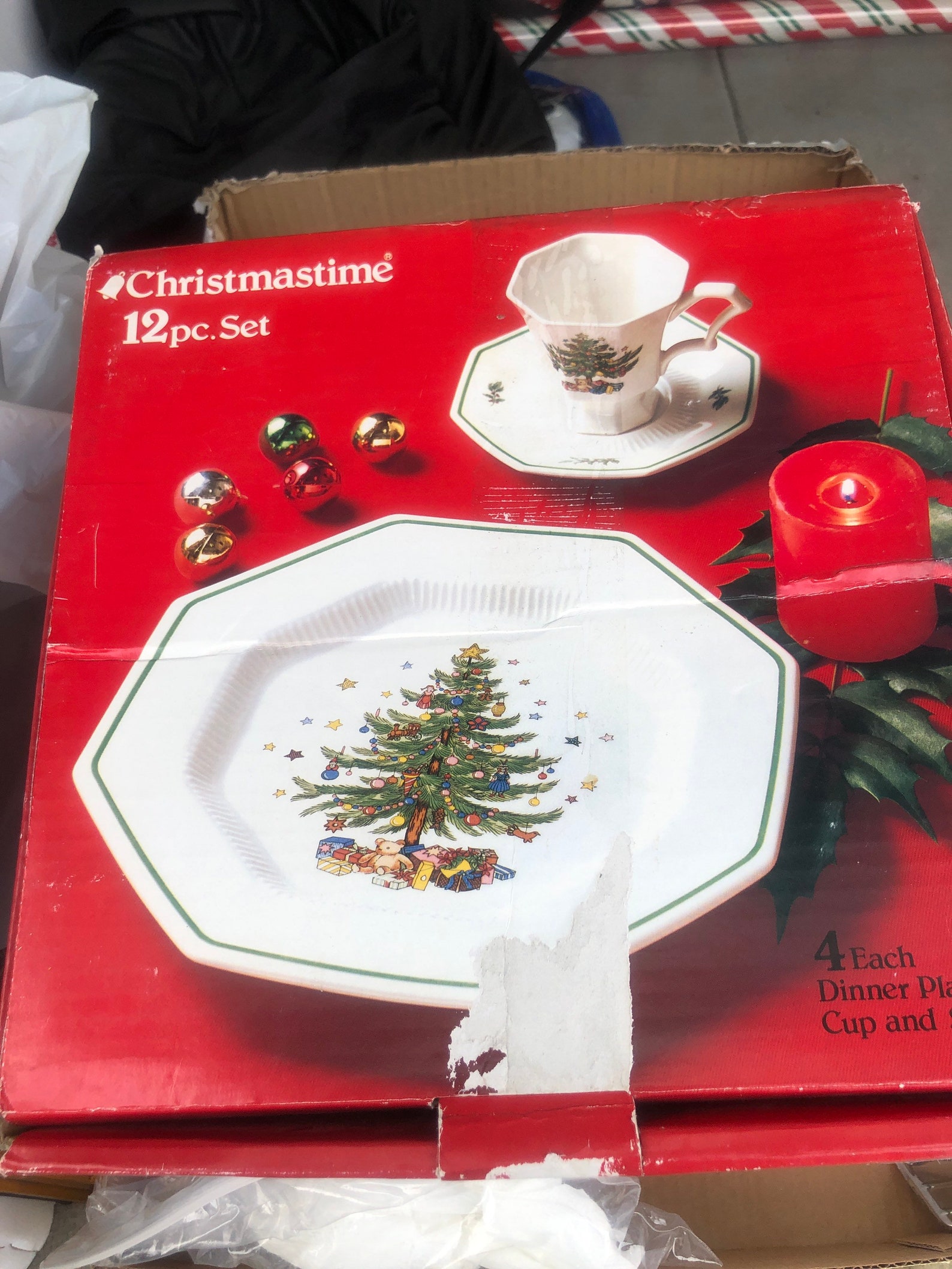 Nikko Christmas Dishes 