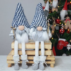 Winter gnomes with skis, White scandinavian gnomes, Dangling legs tomte, Christmas gnomes with legs, Shelf sitter nisse