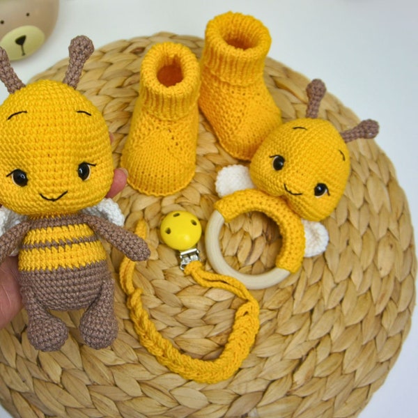 Bee Baby gift set Honey bee crochet toy,rattle with wooden ring,pacifier clip,baby booties Neutral gift box for gender party or baby shower