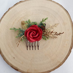 Flower hair comb / Christmas hair comb / Bridesmaid hair comb / Festive Hair Accessory / Christmas Hair Accessory