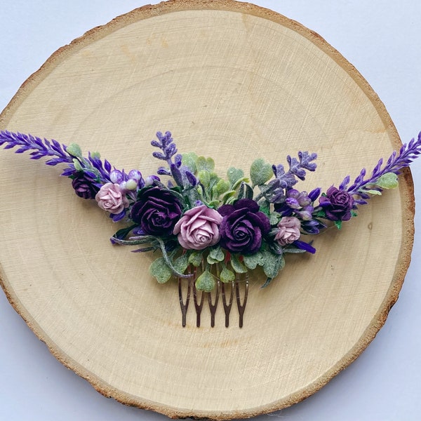 Lilac lavender flower hair comb / bridal bridesmaid hair piece / purple wedding floral hair comb / wedding hair accessory