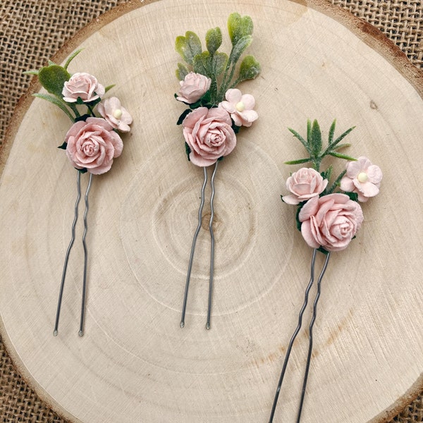 Blush flower hair pins / bridesmaid bridal wedding hair pins / Wedding hair piece