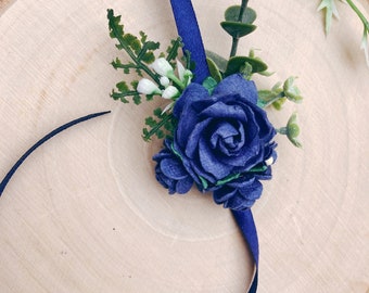 Navy blue Small Wrist corsage / Flower wrist corsage / bridesmaid wrist corsage / Prom corsage / wedding wrist corsage /