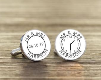 Personalised Wedding Cufflinks in Gift Box - Mr & Mrs - Gift for Groom | Gift for Husband | Wedding Day | Available in Silver, Black or Grey