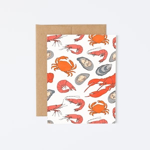 Tarjeta de felicitación premium mate texturizada Ilustración Mariscos Cangrejo Langosta Pescado Camarones Patrón de ostras Rojo Naranja Azul Lindo Playa divertida