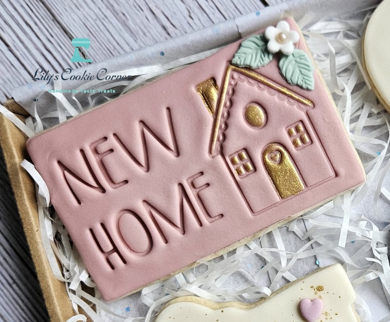 new home cookies/ new home biscuits/ new home gift/ housewarming cookies/ new home present/ house warming biscuits/ new house cookies image 2