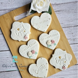 engagement cookies/engagement gift/engagement biscuits/engagement present/anniversary gift/wedding cookies/wedding biscuits/ wedding favours