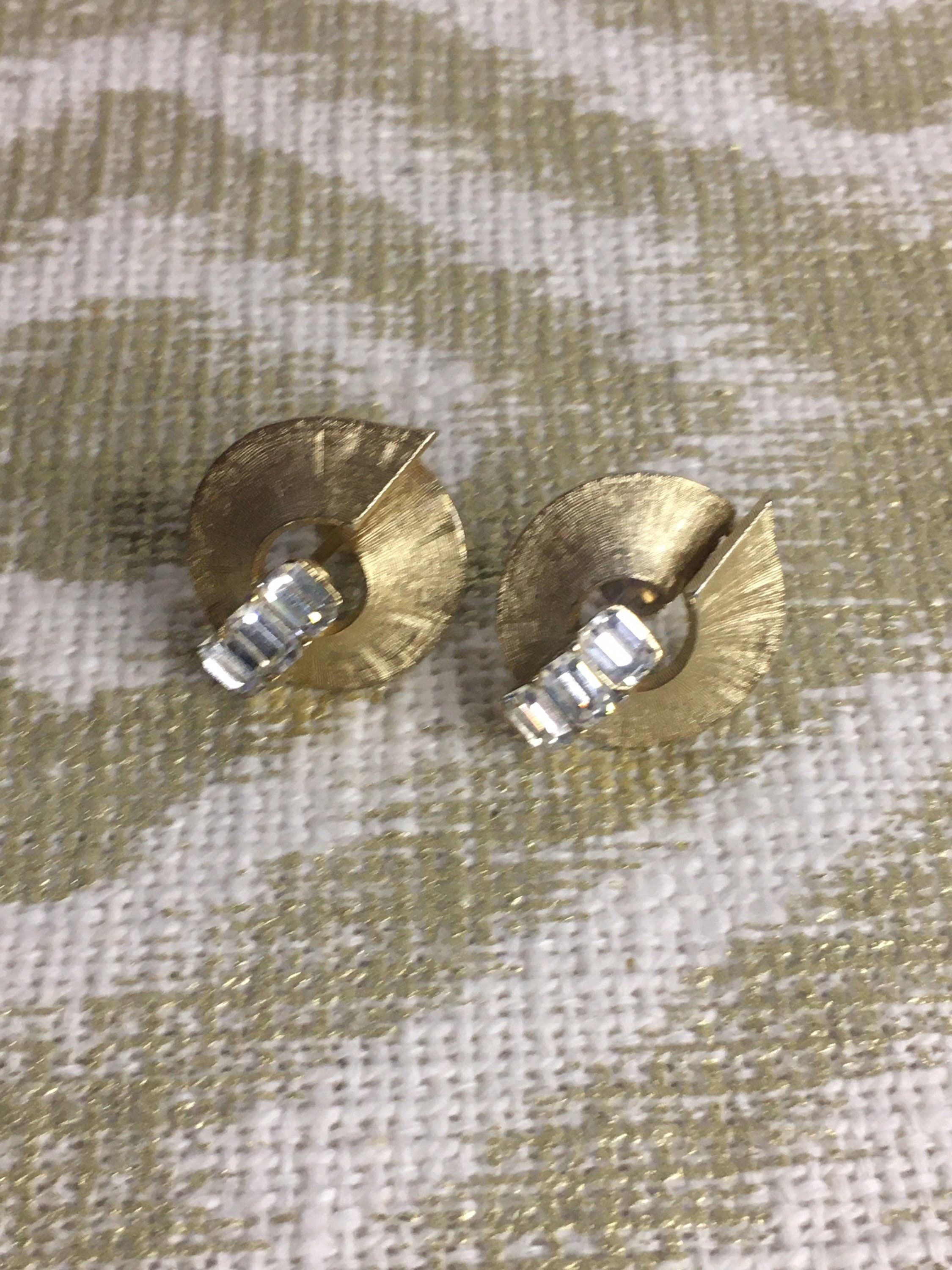 Vintage clip on earrings vintage lisner clip on earrings Etsy
