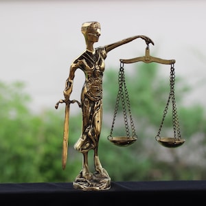 Lady justice statue, Office Sculpture, justice statue,Scales of justice, Brass Cast, Law Office Decor, Lawyer Gift, Handmade Vintage Gift