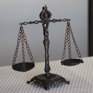 11.8”x10.2” Scales of justice, Law Office Decor, Lawyer Gift, Brass, Office Decor, Home Decor, Antique Balance Scales, Vintage Decor