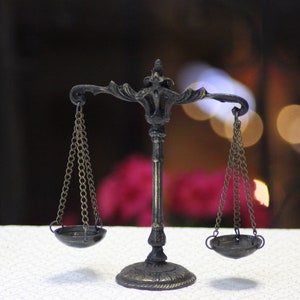 Libra Scale, Scales of justice, Lawyer Gift, Law Office decor, Gift for lawyer, Office Decor, Home Decor, Gift for her, Vintage Gift