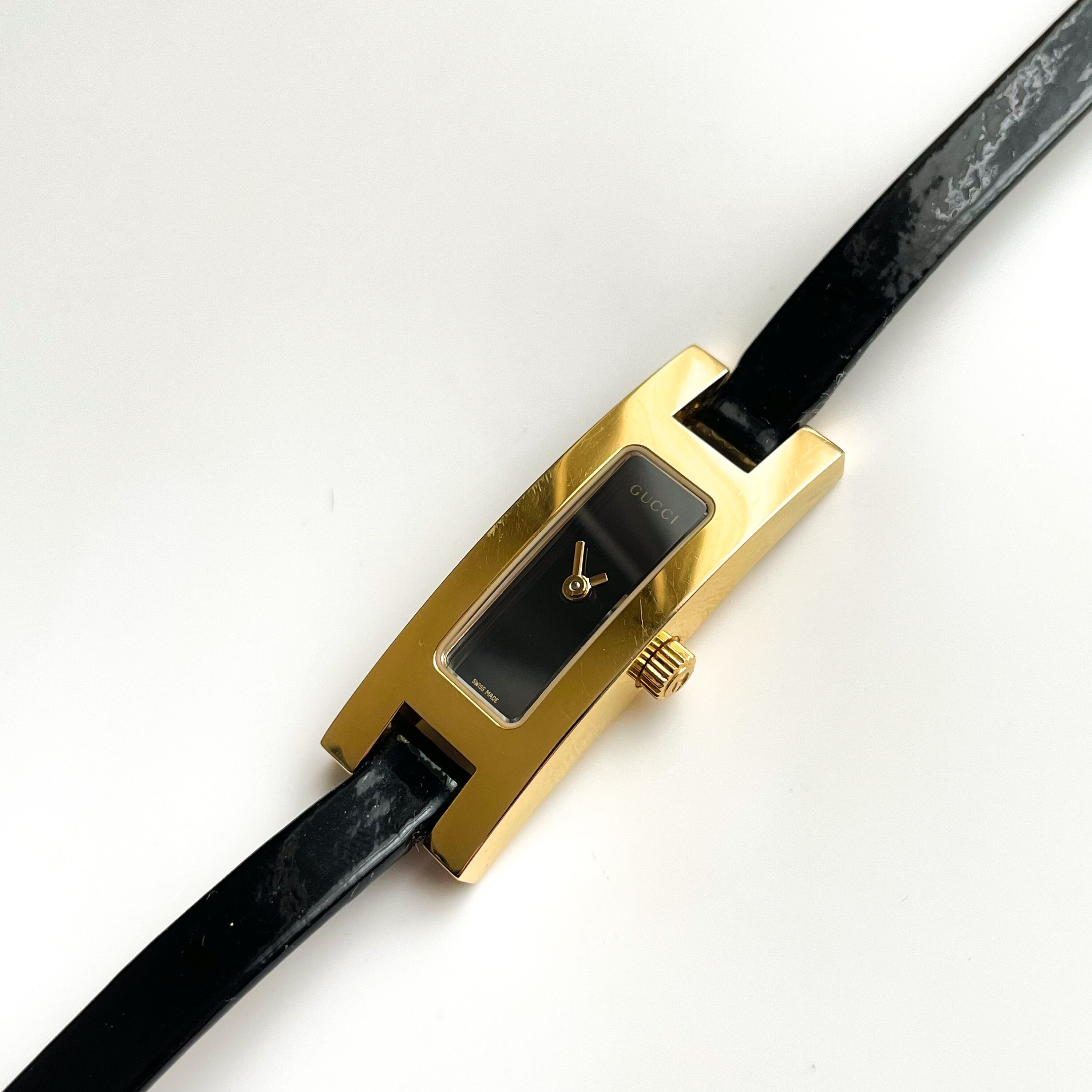 Gucci 3900L Quartz Watch With Rectangular Black Dial and Leather