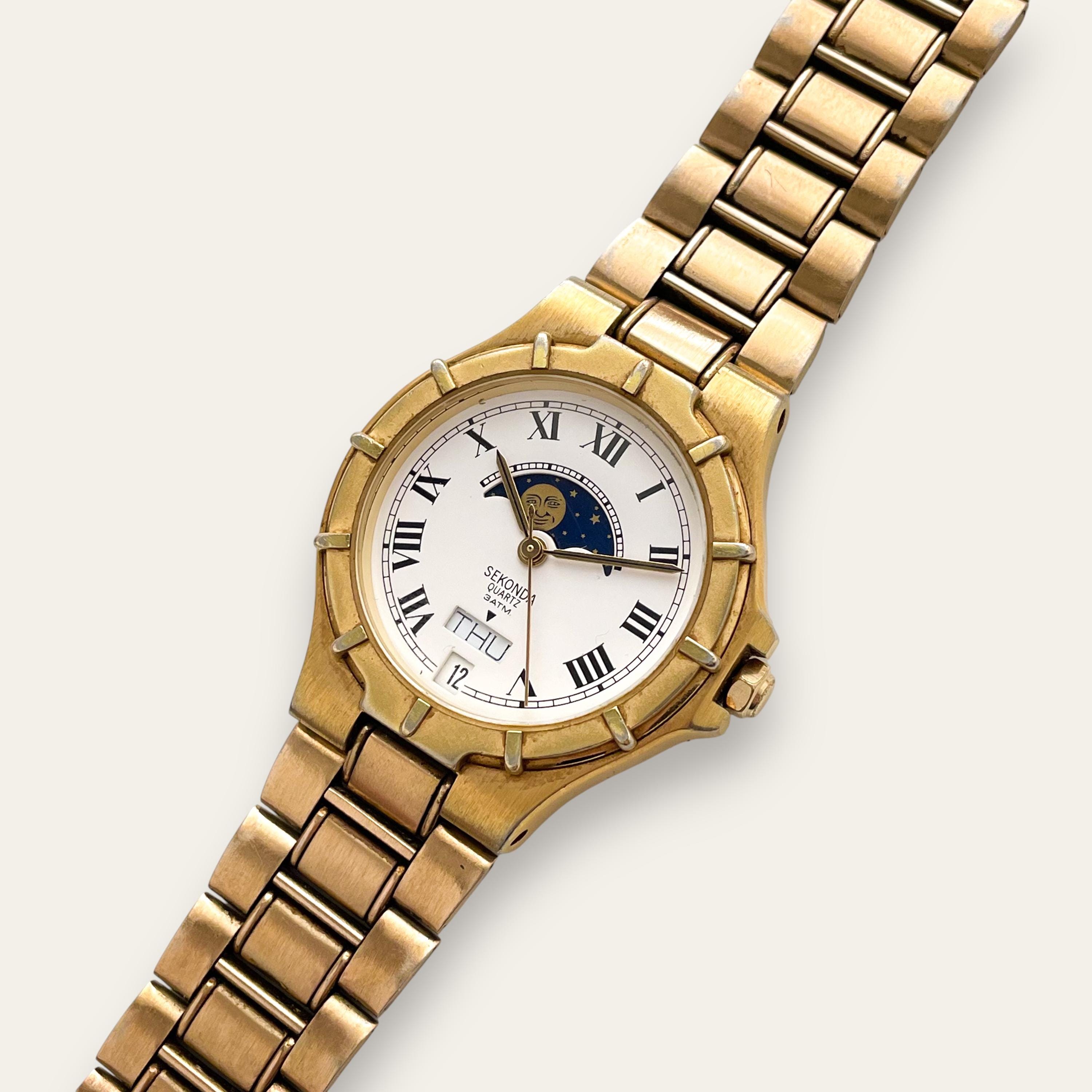 Vintage Womens Moonphase Watch - Etsy display picture 2