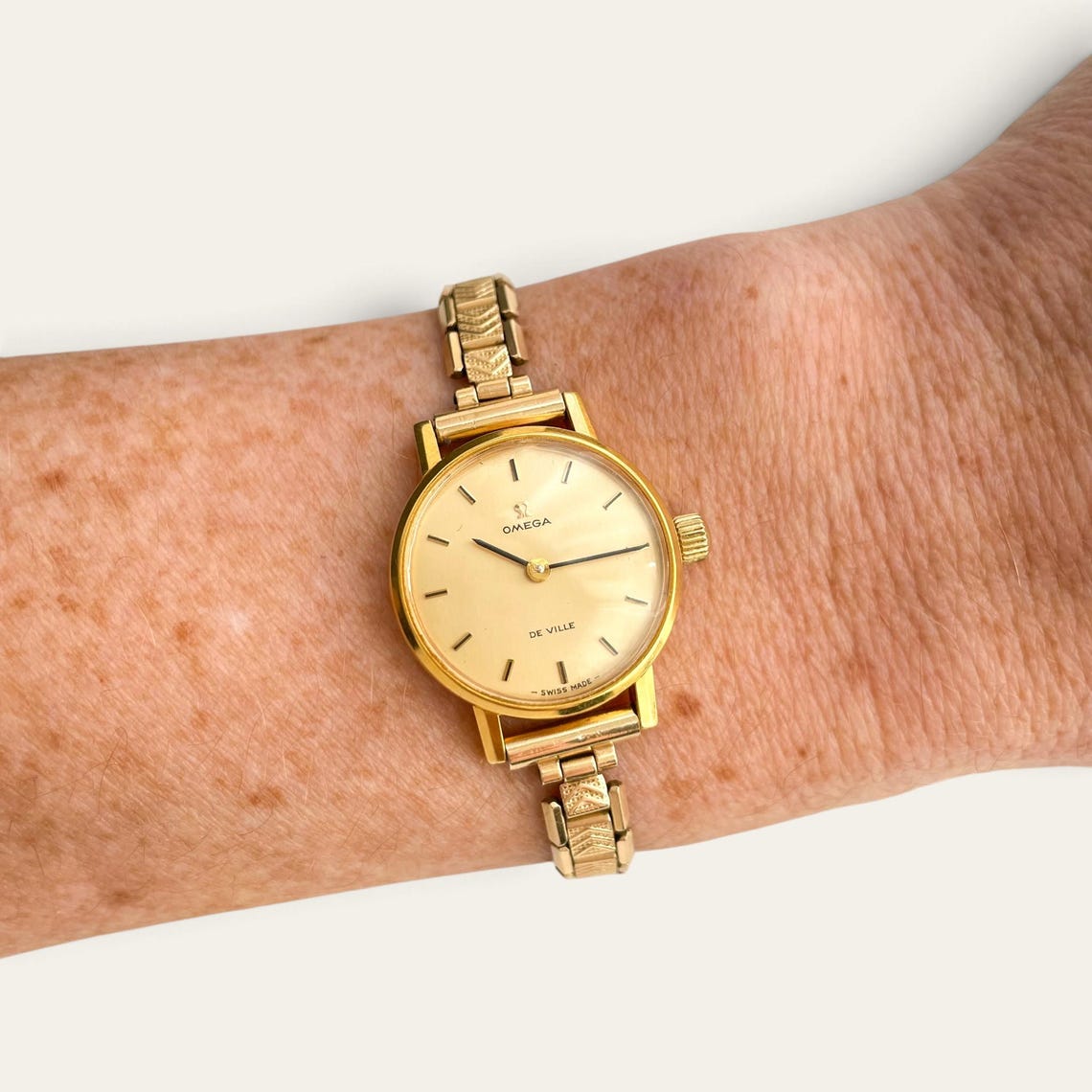 Vintage Omega De Ville Ladies Mechanical Watch Gold Plated Calibre 620, foto 2 de 5