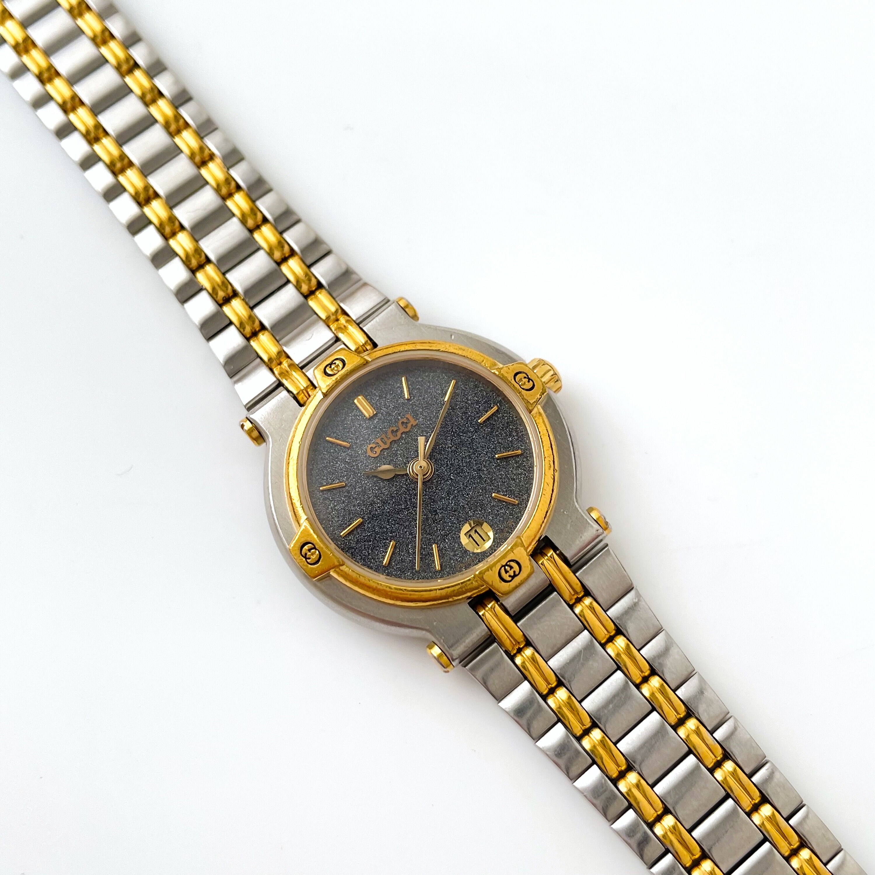 Gucci vintage Two-Tone Silver and Gold Round Dial Quartz Watch women’s Two Tone Gucci Watches Women - Etsy main image 3