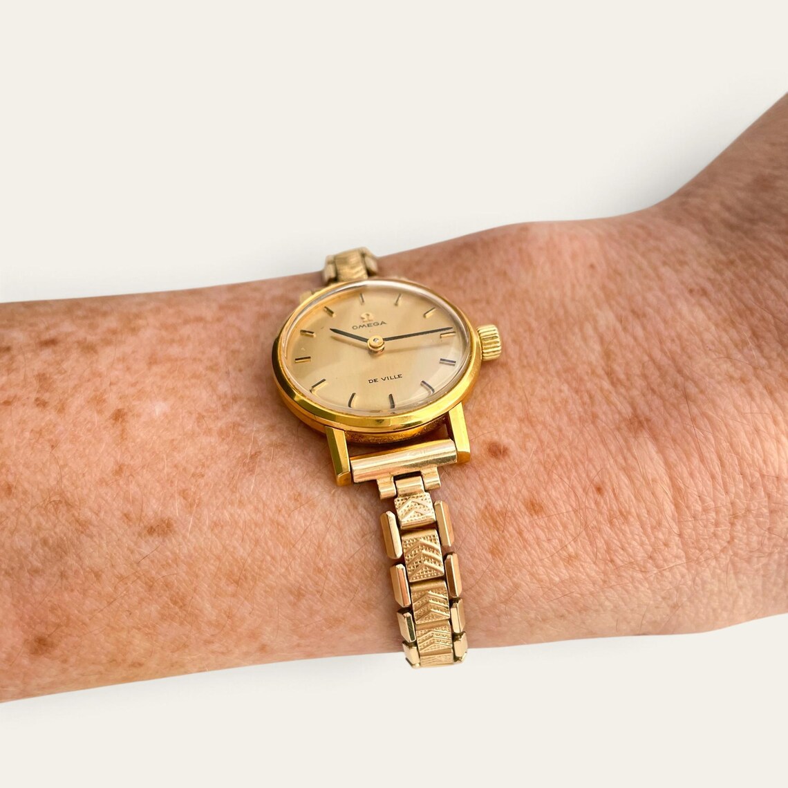 Vintage Omega De Ville Ladies Mechanical Watch Gold Plated Calibre 620, foto 4 de 5