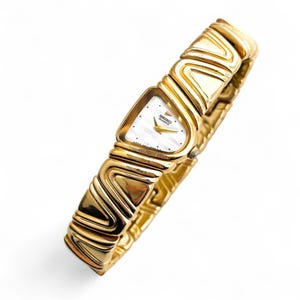 Vintage 1990s Seiko Half Moon Gold-Plated Watch: Mother of Pearl Dial