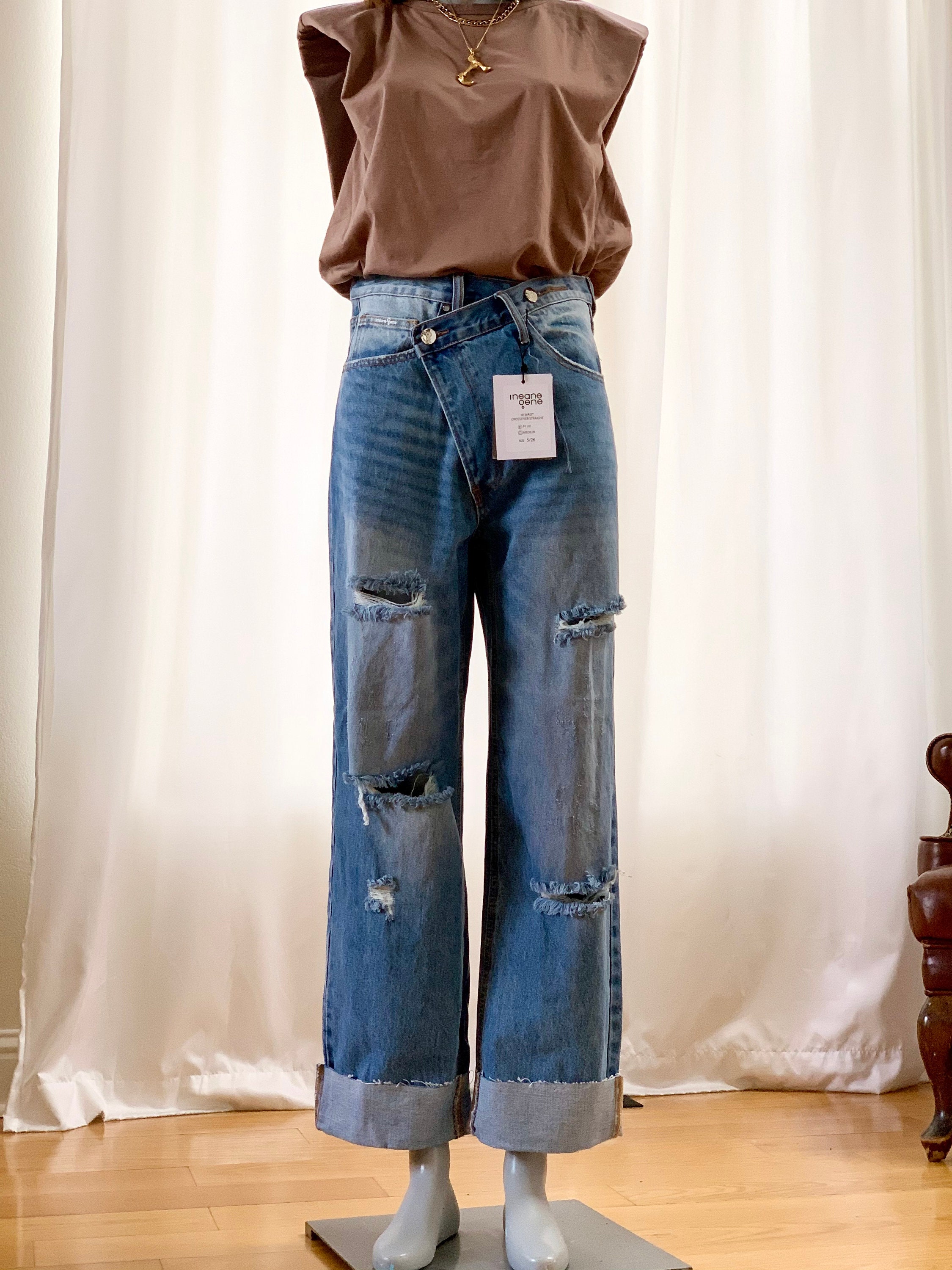 jeans that cross over in the front