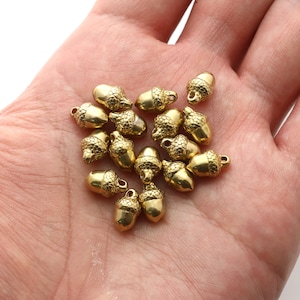 RAW BRASS, 3D acorn charm, Brass, Jewelry making supplies, 5 pcs, [RN23-G1]