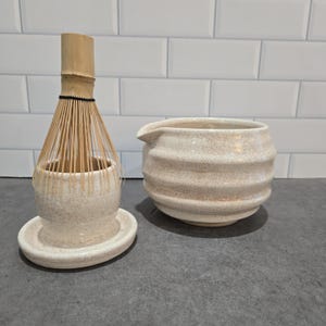 Handmade matcha tea bowl with whisk holder, ceramic chawan tea set, pottery tea bowl, matcha tea whisk, bowl with spout, Canada ceramics