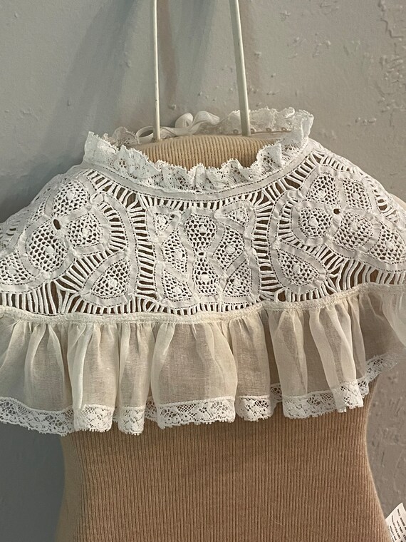 Child's Antique Handmade Lace Collar - image 3