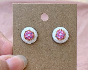 Donut embroidered earrings / Stud earrings