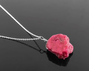 Collier à pendentif rubis brut : argent sterling 925, pierre de naissance en juillet