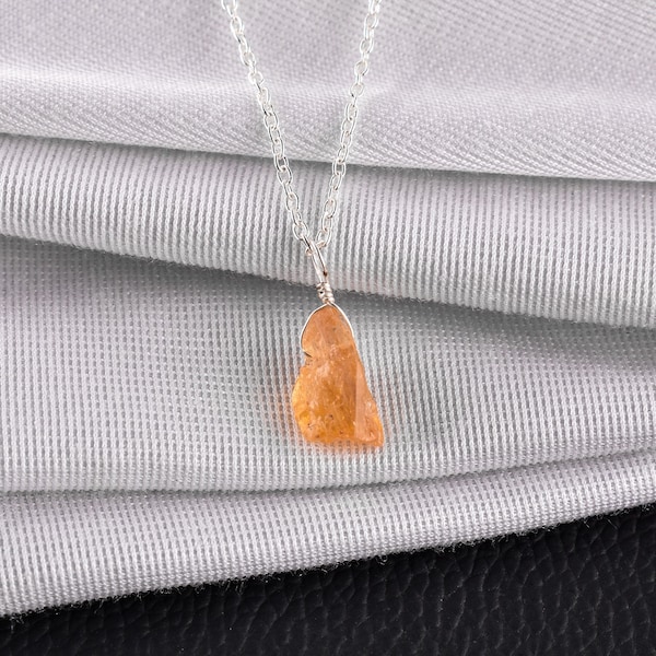 Pierre Topaze Impériale Ovale - 86,20 Ct, Couleur Pêche, Créée En Labo, Propre à La Loupe