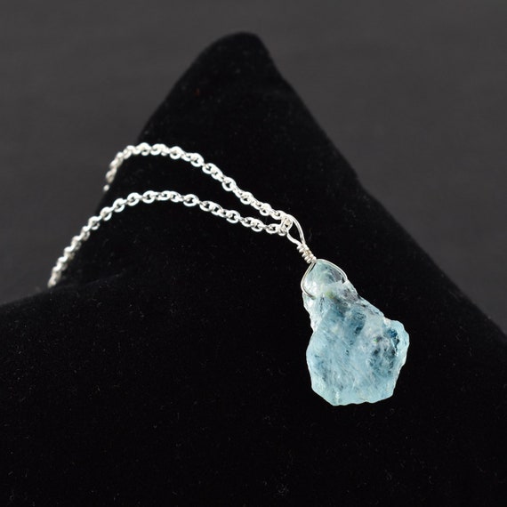 国内で当店のみ 666999 - Blue faith rough aquamarine necklace Rough aquamarine necklace | Raw aquamarine jewelry – HAWKHOUSE