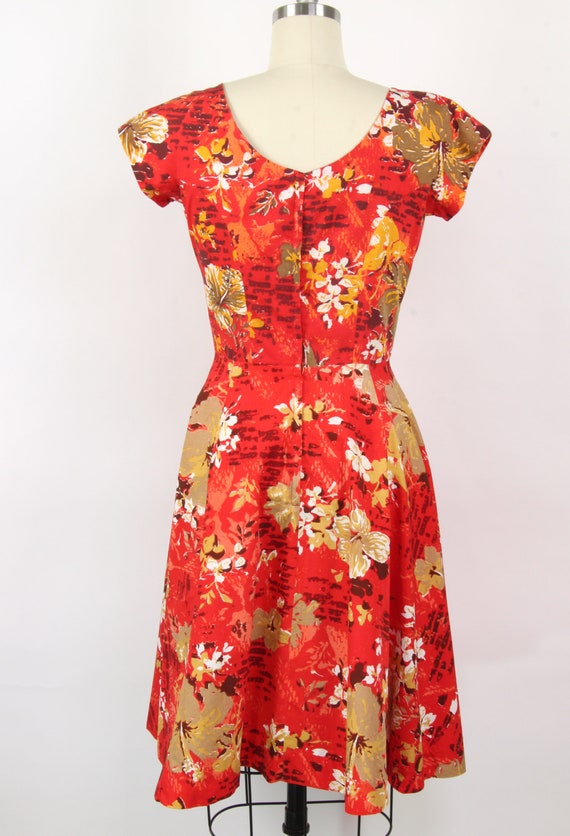 Vintage 1950's Cotton Floral Print Dress, Fitted … - image 6