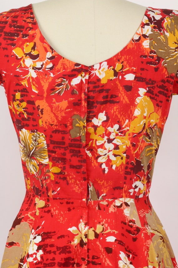 Vintage 1950's Cotton Floral Print Dress, Fitted … - image 7