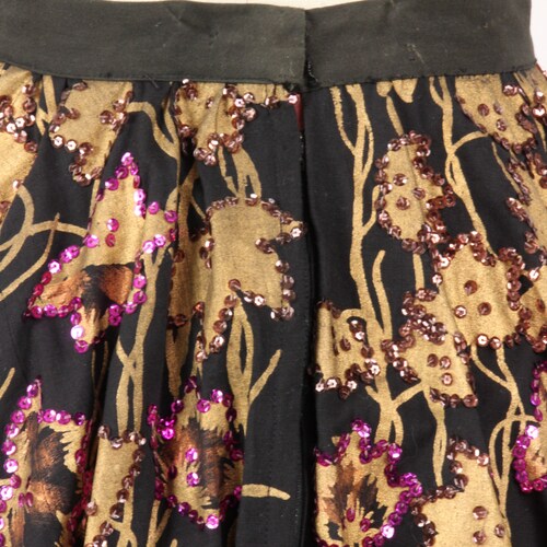 Vintage Sequined, Hand Painted Mexican shops Circle Skirt, Tourist Skirt, 1950's Souvenir Skirt, Waist 26