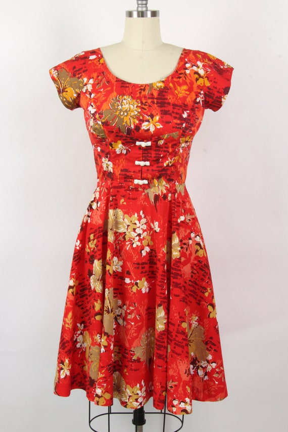 Vintage 1950's Cotton Floral Print Dress, Fitted … - image 2