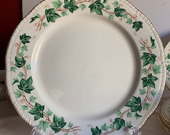 Reduced Price! Vintage Homer Laughlin Dinnerware Set, HLC39 Pattern, 4 Salad, Dinner, Bowls, Cups, Saucers, Cream & Sugar, Circa 1949-1952