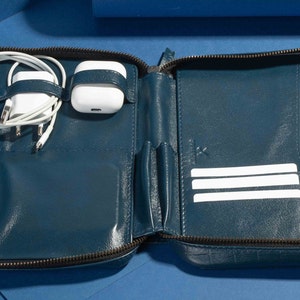 Leather organiser
