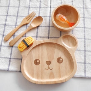 Handmade Wooden Teddy Bear Plate Set: Kids Mealtime Fun