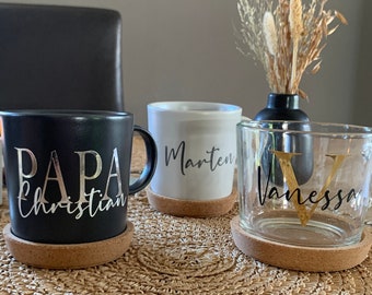 GLAS TASSE personalisiert | Becher mit Name | Geschenkidee für Weihnachten Vatertag Muttertag | Kaffeetasse Teetasse mit Schriftzug