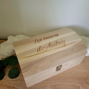 Boîte de  rangement/souvenirs en bois personnalisé