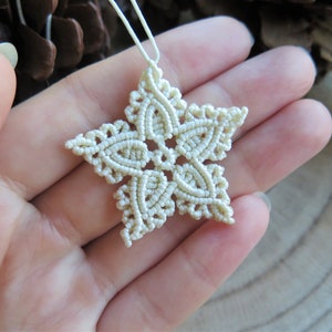 Micro Macrame Star Ornament / Christmas Lace Decoration / Xmas Tree Rustic Ornament / Stocking Stuffer Small Gift