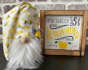 Fresh Squeezed Lemon Gnome and Sign Set