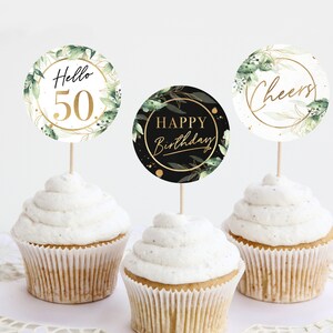 Decoración para 50 cumpleaños / Adornos para cupcakes / Verde dorado / Etiquetas redondas con texto &quot;Hola 50&quot; y &quot;Feliz cumpleaños&quot; / Descarga imprimible para fiesta GG1