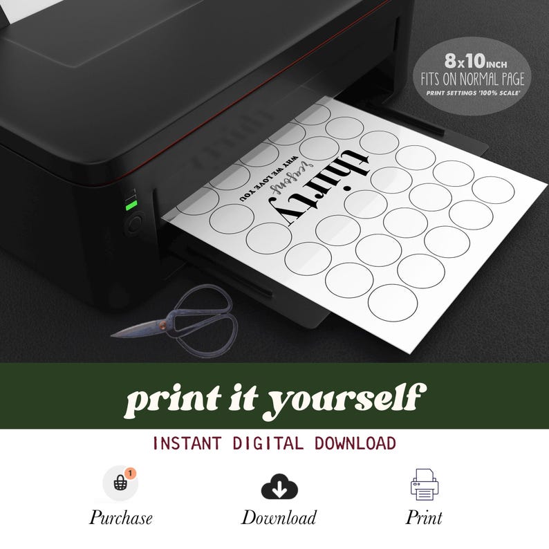 K&ouml;nnte beinhalten: Ein schwarzer Drucker druckt ein Blatt Papier mit dem Wort "Thirty" und dem Text "Reasons Why We Love You" in einer stilvollen Schriftart. Das Papier hat mehrere leere Kreise. Eine Schere liegt auf der Oberfl&auml;che. Der Text "print it yourself" ist ebenfalls sichtbar.