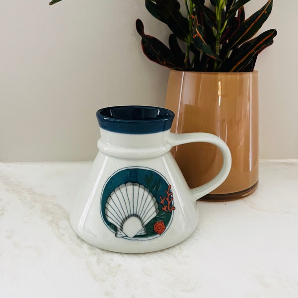 Vintage Coastal Beach Seashell No-Spill Ceramic Coffee Mug